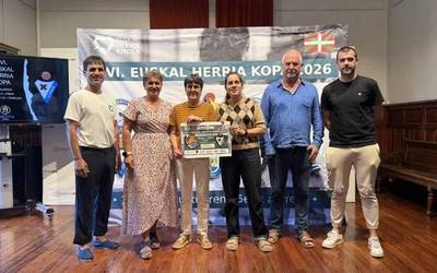 Realaren eta Eibarren arteko finalerdia, andremarietako osagai bat gehiago