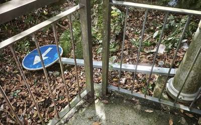 "Era honetako indar erakustaldiak sobera daude"