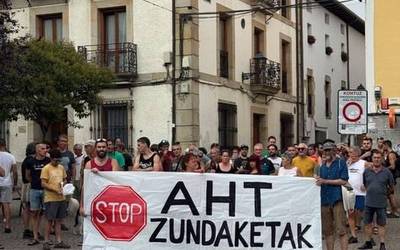 AHTren zundaketak, lan eskaintzak eta Gasteizko festetarako tren zerbitzua