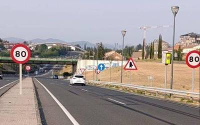 Ales Mimentza (Zizur Nagusiko zinegotzia): "A12 autobideko radarra  proba fasean dago eta oraingoz ez da isunak jartzen ari"