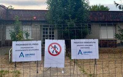 Zortzi lagun kaleratu dituzte Amurrioko anbulatorio zaharraretik, bi aste eskaseko okupazioaren ostean