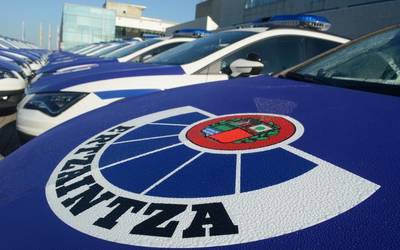 EAJk "irmotasun osoz" gaitzetsi du ertzain batek Arrasaten jasandako erasoa