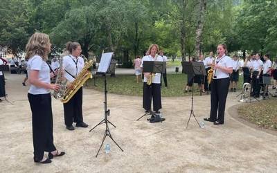 Ad Hoc Oporretako Orkestra, San Juan de Dios ospitaleko egoiliarrekin