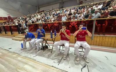 Emozioz betetako partida luze eta gogorra bizi izan dute Etxabe Dinastiaren barruan