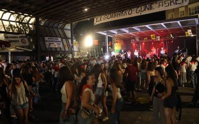 Bete-beteko erromeria giroa, Maalan