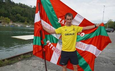 Gorka Aranberri: "Bizitzaren detaile bat izan da nire ehungarren bandera Zarauzko Ikurrina izatea"