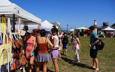 Mola Fest jaialdiak hartuko du Antilla hondartza larunbat honetan