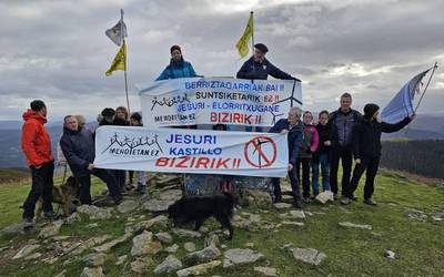 Proiektu ekonomiko pribatuei tramitazioa arintzea udalei erabakitze gaitasuna kentzeko