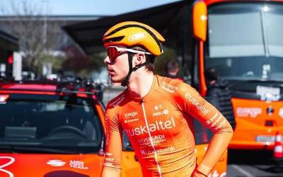 Arrieta eta Mintegi txukun Alex Aranburuk irabazitako Bretagne Classic-ean