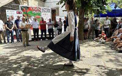 Ikastaroa Lizarragan eta Artzai Eguna Uharte Arakilen