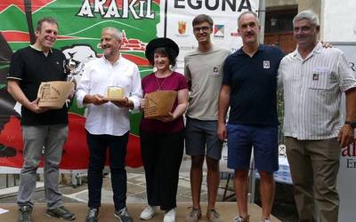 Egozkueko Loperena gazta onena Uharte Arakilgo txapelketan