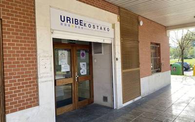​​​​​​Uribe Kostako Mankomunitateak Gizarte Zerbitzuen 2025eko memoria argitaratu du