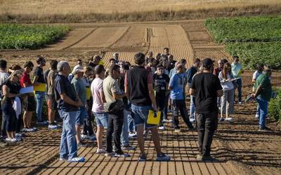 Droneak nekazaritzan erabiltzeko probak egin dituzte Iturrietan