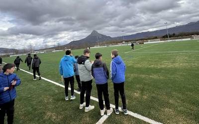 Etxarri Aranatz-en futbol denboraldi aurkezpena
