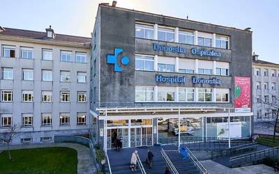 Jon Maia, ospitaleko langileei bertsotan