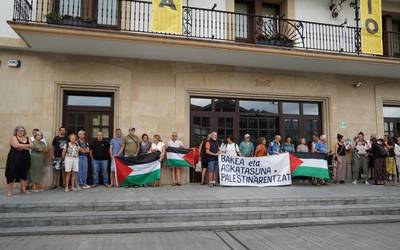 Oriotarrek bakea eta askatasuna eskatu dituzte Palestinarentzat