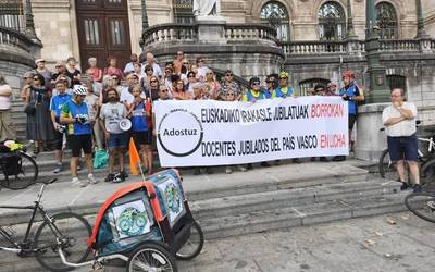 Elgoibarrera iritsiko da bihar, asteazkena, irakasle jubilatuen Adostuz elkartearen protesta-martxa