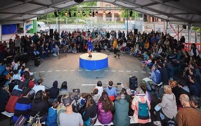 Zirku ikuskizuna egingo dute ostiral arratsaldean Munibe plazan
