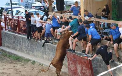 Intxorpe Egun bete-betea dute gaur Lasturren, sanikolasetako azkena