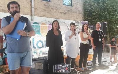 [ARGAZKIAK] Egun osoko besta giroan ospatu dute Larun Haizperen 20. urteurrena