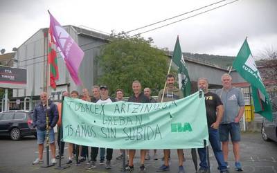 Tubacex Thaylorreko greba mugagabea astebetera heldu da eta zuzendaritzak esan die langileei ez dela eurekin bilduko