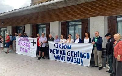 Oriotarrek osasun zerbitzu hobea eskatzen jarraitzen dute