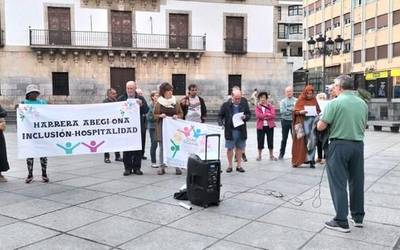 Bakerako eta justiziarako erantzunak eskatu ditu Isilune Zirkuluak