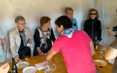 Goikiriko jaiak auzo giroan gozatu dituzte