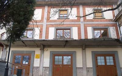 Gizarte zerbitzuetako lanpostua beteta