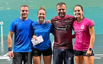Andrea Erizek eta Jon Erizek irabazi dute Doneztebeko frontenis txapelketa mistoa