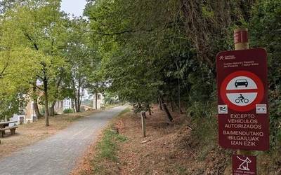 Aizkorbe, Irurtzun eta Arakilgo udal kontuak eta Euskararen hemeroteka