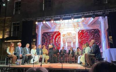 Legazpiko Burdin Festan hartu du parte Bergarako Antzerki Musikalak