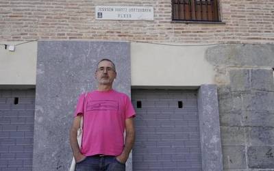 Foruei keinu egingo dien plaza eske