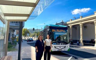 Debak garraio publikoaren sarea hobetu du Gudarien Plazako autobus geltokien berritze eta zentralizazioarekin