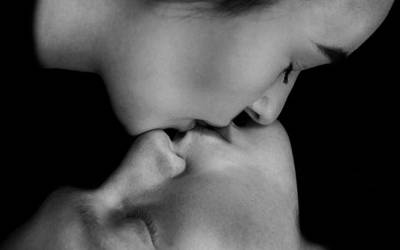 Monogamia izango du hizpide Txinpartak etziko saioan