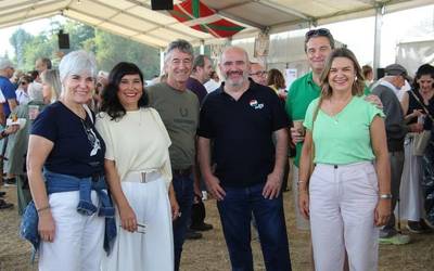 Debagoieneko jeltzaleak, elkarrekin, Alderdi Egunean