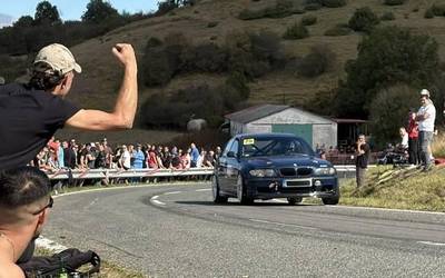 Urbasako autoen festa