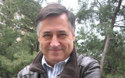 Gervasio Sánchez fotokazetariak “Activistas por la vida” erakusketa aurkeztuko du Urduñan eta Amurrion
