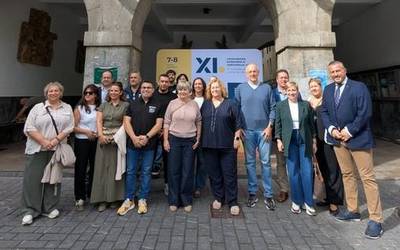 Zortzi geoparketako ordezkariei eta alkateei harrera instituzionala egin diete gaur Deban
