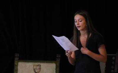 Naia Arrizabalaga, 'Bertsolari' aldizkariaren 'Makarrizketak' podcastean