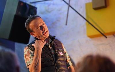 Tartean teatroak “Taxi” bakarrizketa aurkeztuko du Luiaondon, Euskararen Asteburuaren barruan