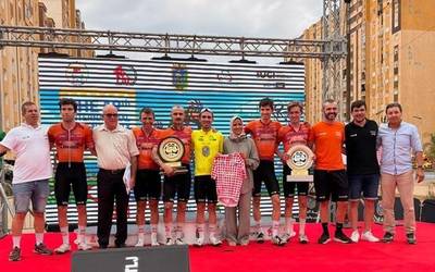 Iker Mintegik Aljeriako Grand Prix El Djazaïr irabazi du, profesionaletako lehen garaipena