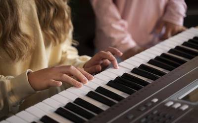 Trebatu Txorierrin: Larrabetzu eta Derio Musika Eskola