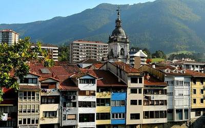 Euskarak Elgoibarren bizi duen egoeraz eta herri euskaldunagoa izateko egin daitekeenaz talde-gogoeta egingo dute
