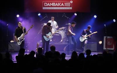 Azkena Rock jaialdian, The Clayton