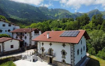 Eguzki panelen instalazioa: ikusi hemen kostuak, aurrezpenak eta amortizazio epeak