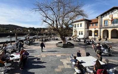 'Plentzia Lagunkoia' prozesuak adinekoentzat herri "atseginagoa" eraikitzen jarraitzen du