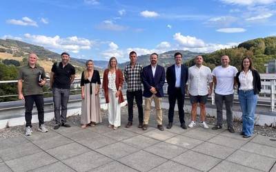 Goierrin enpresa erreleboa nola landu duten ezagutu dute