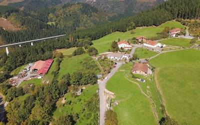 Suña auzoko urbanizazio lanak lizitaziora ateratzea onartu dute Aramaion