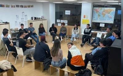 Santa Teresa guneko komunitateak egun osoko jaieguna antolatu du zapaturako
